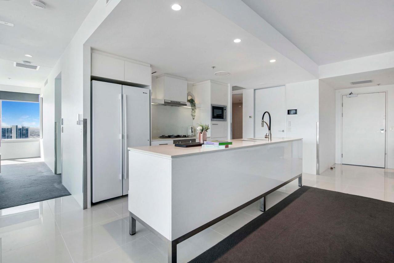 Q Tower At Surfers Paradise - Self Contained Apartments Gold Coast Exterior photo