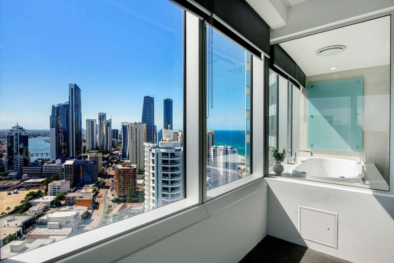 Q Tower At Surfers Paradise - Self Contained Apartments Gold Coast Exterior photo