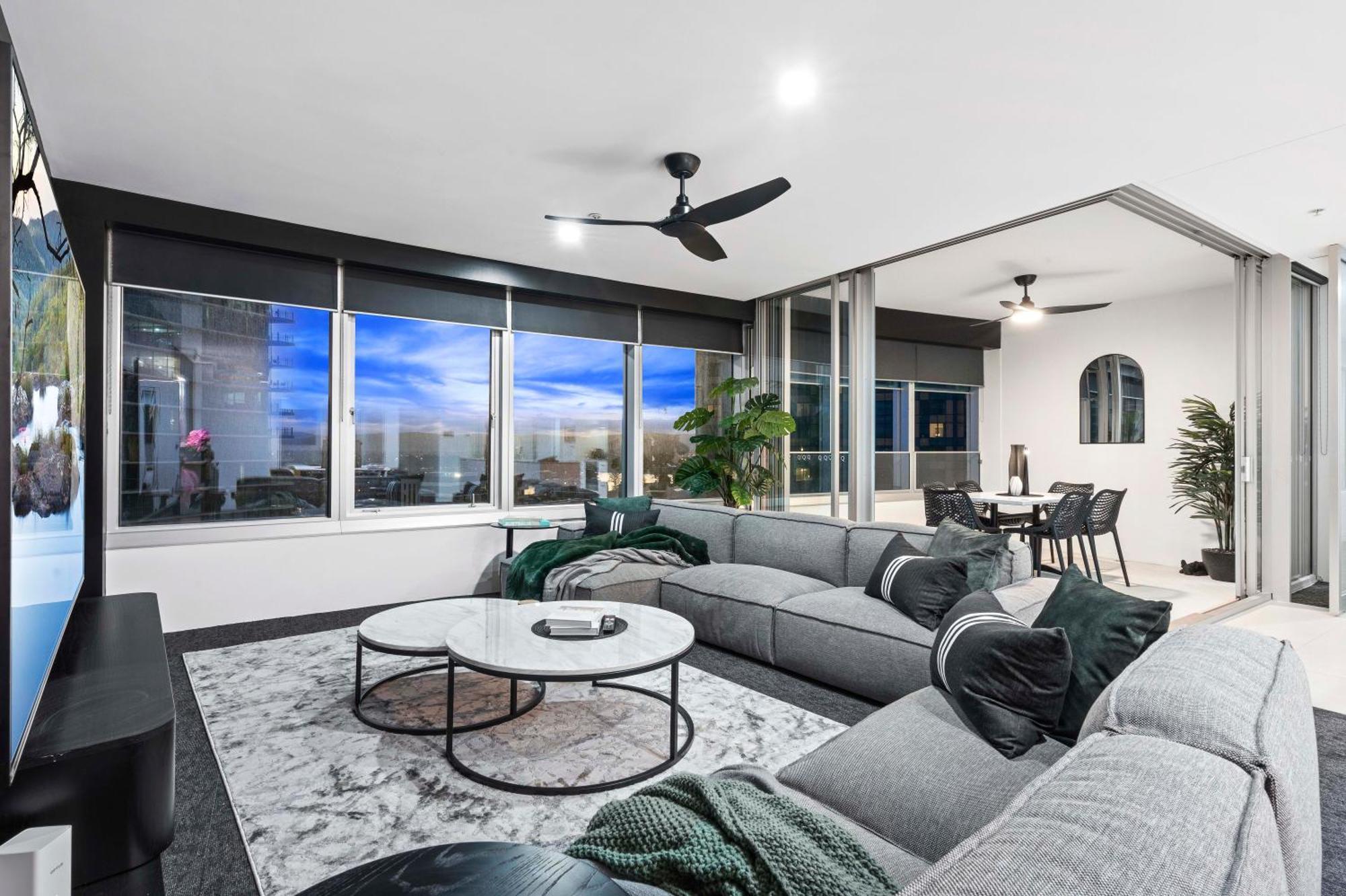 Q Tower At Surfers Paradise - Self Contained Apartments Gold Coast Exterior photo