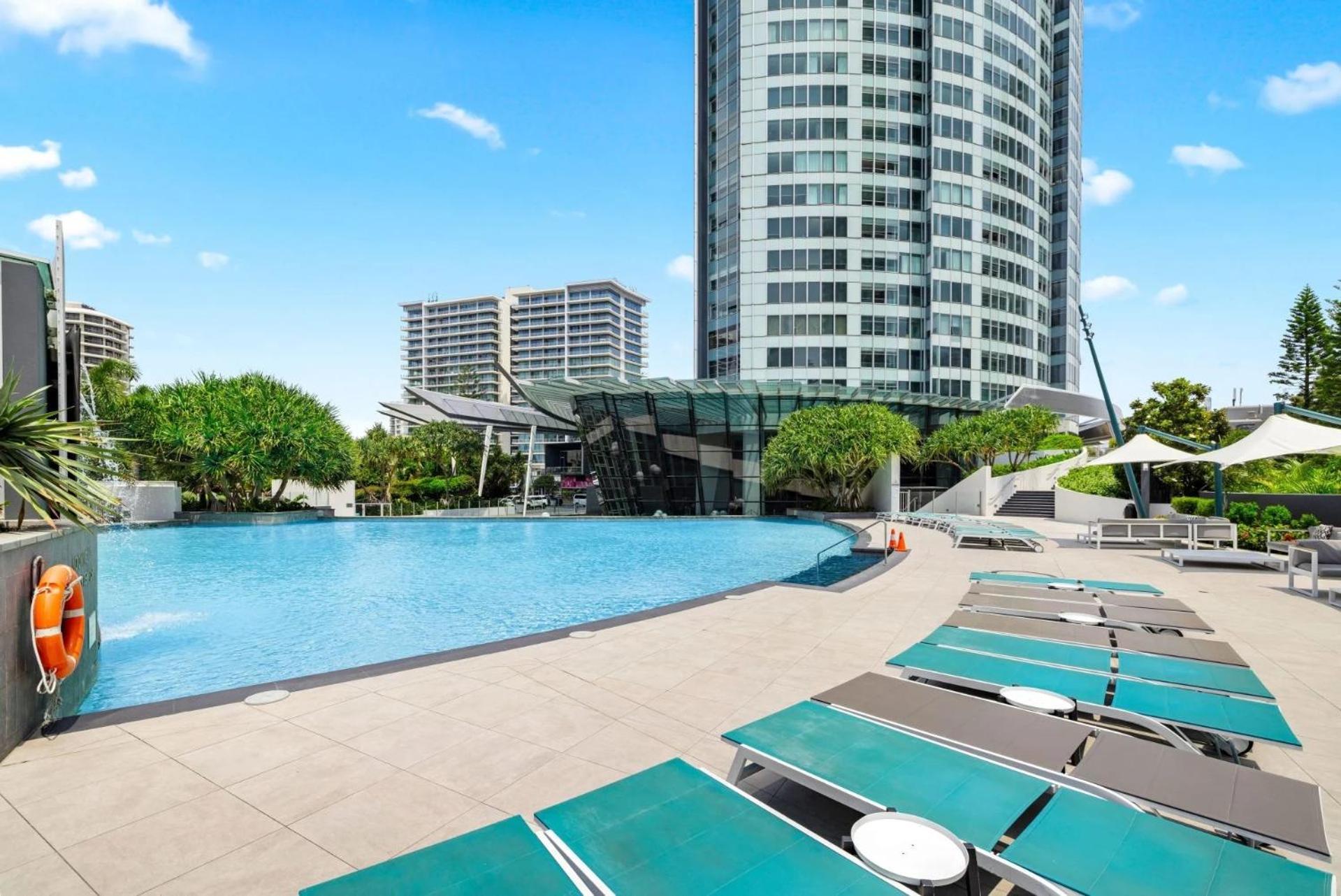 Q Tower At Surfers Paradise - Self Contained Apartments Gold Coast Exterior photo