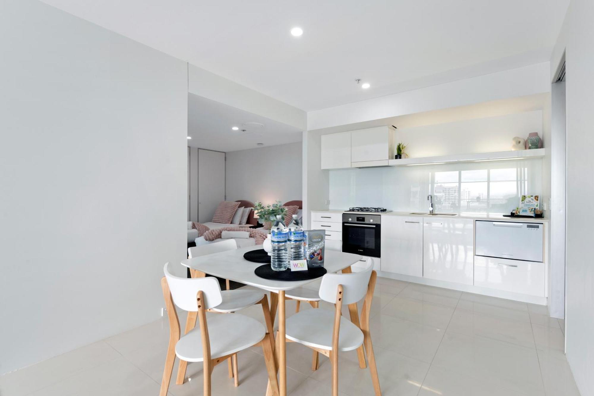 Q Tower At Surfers Paradise - Self Contained Apartments Gold Coast Exterior photo