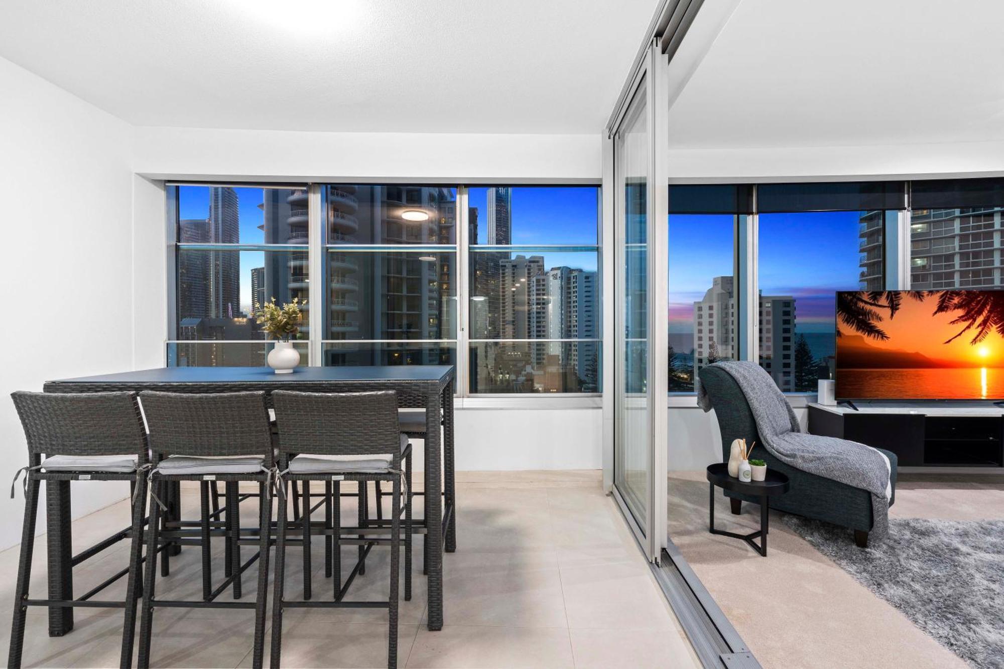 Q Tower At Surfers Paradise - Self Contained Apartments Gold Coast Exterior photo