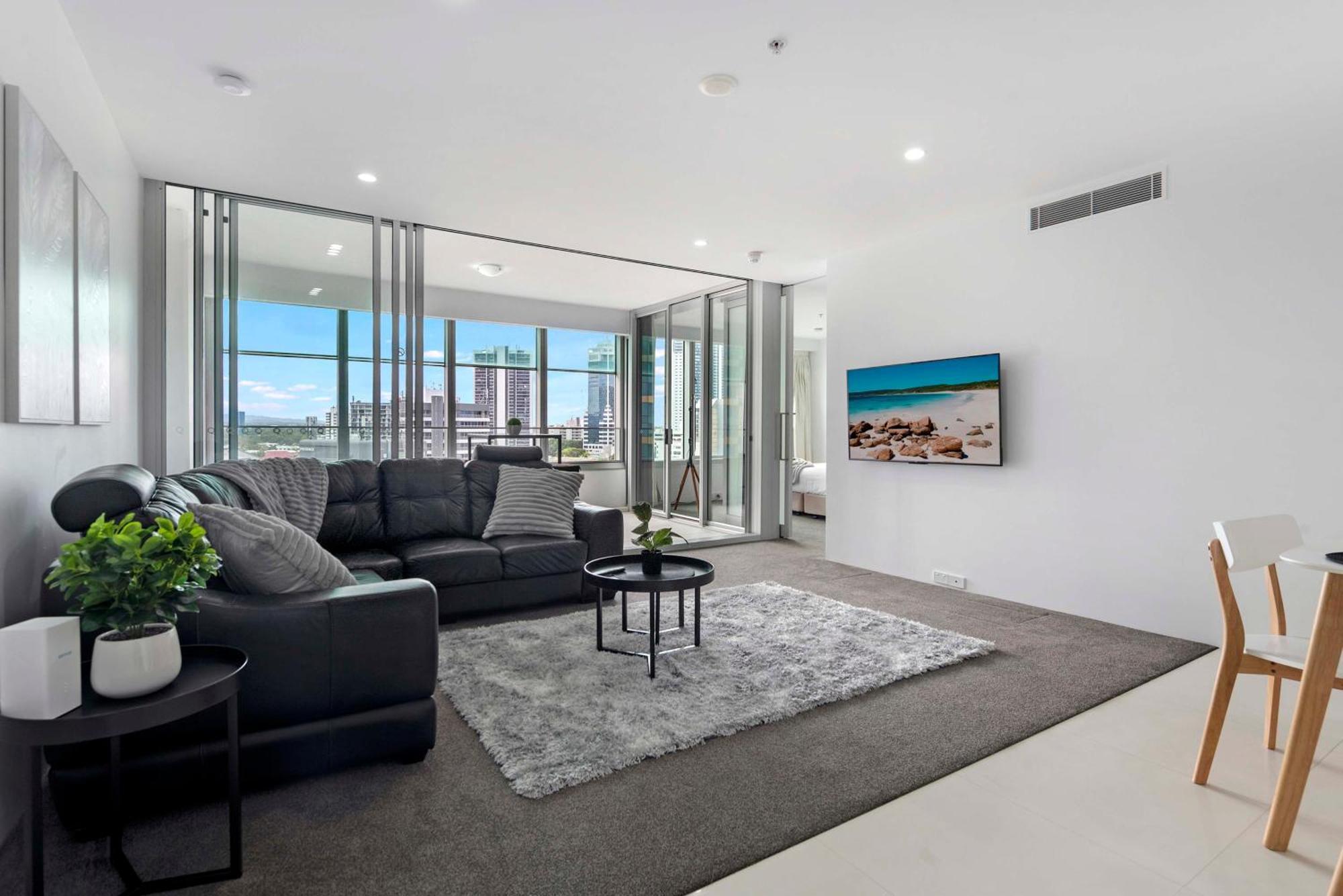 Q Tower At Surfers Paradise - Self Contained Apartments Gold Coast Exterior photo