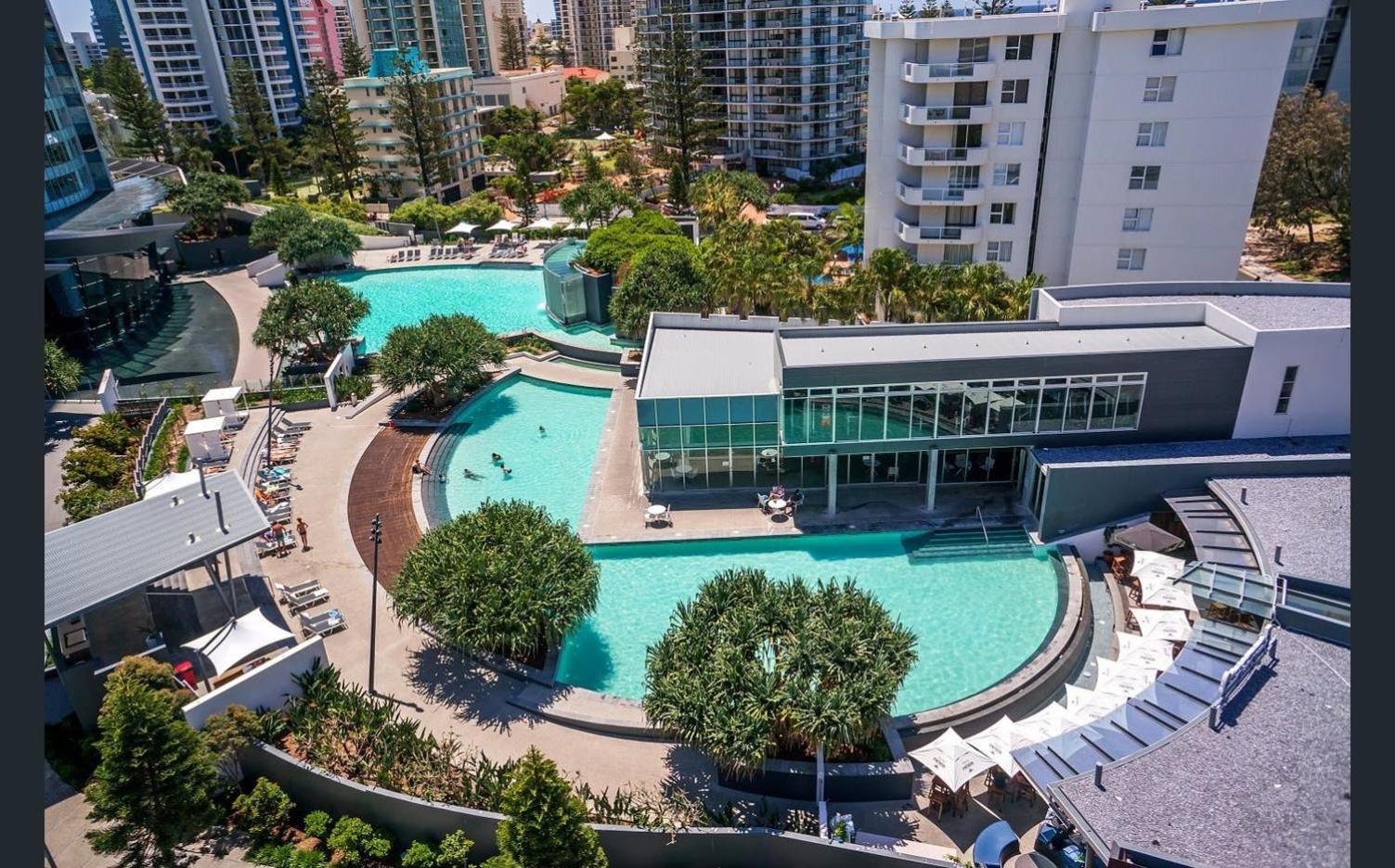 Q Tower At Surfers Paradise - Self Contained Apartments Gold Coast Exterior photo