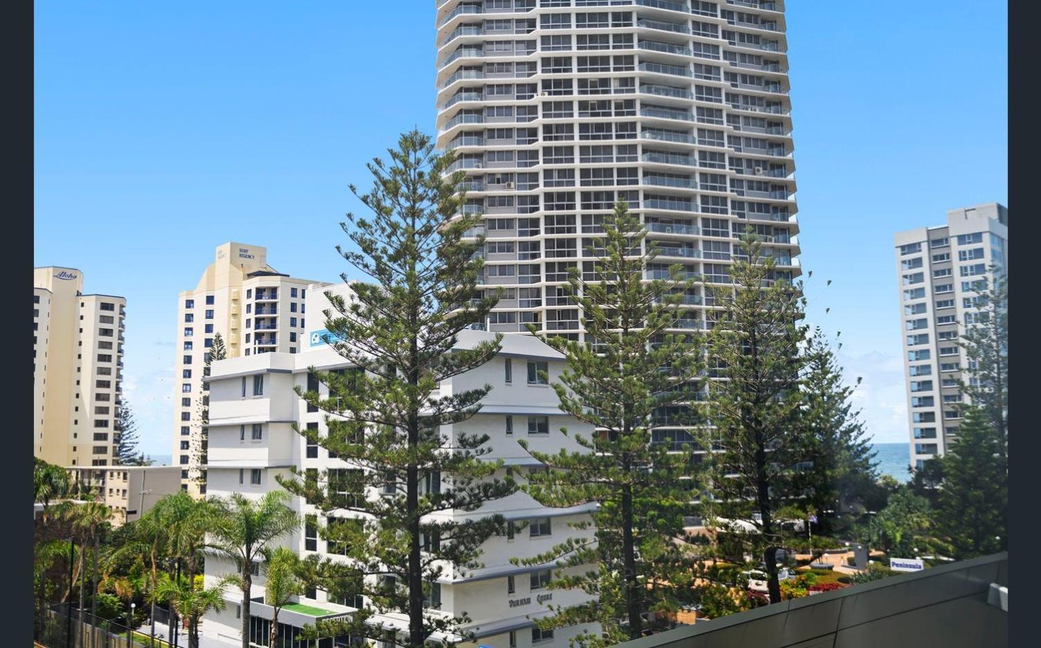 Q Tower At Surfers Paradise - Self Contained Apartments Gold Coast Exterior photo
