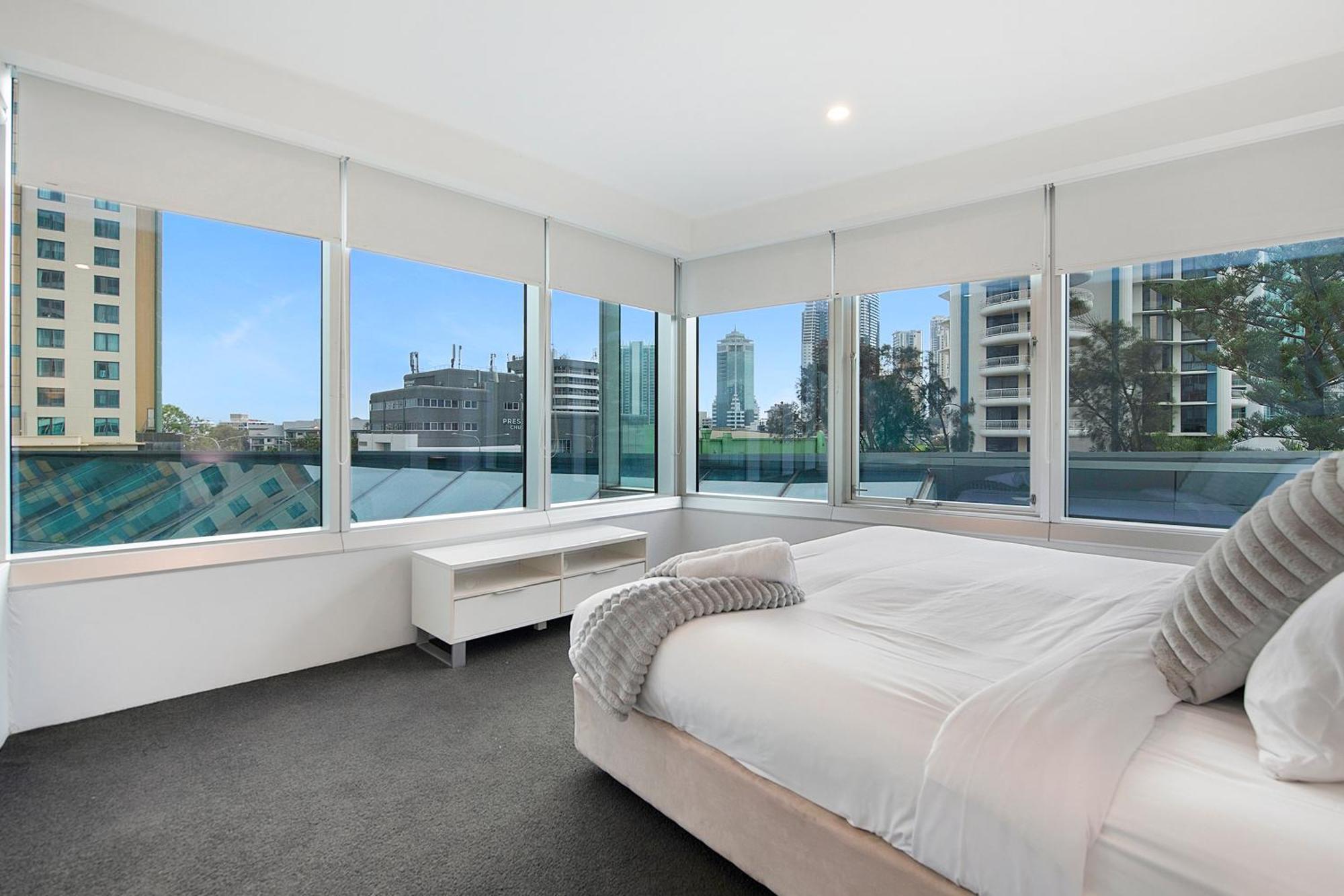 Q Tower At Surfers Paradise - Self Contained Apartments Gold Coast Exterior photo